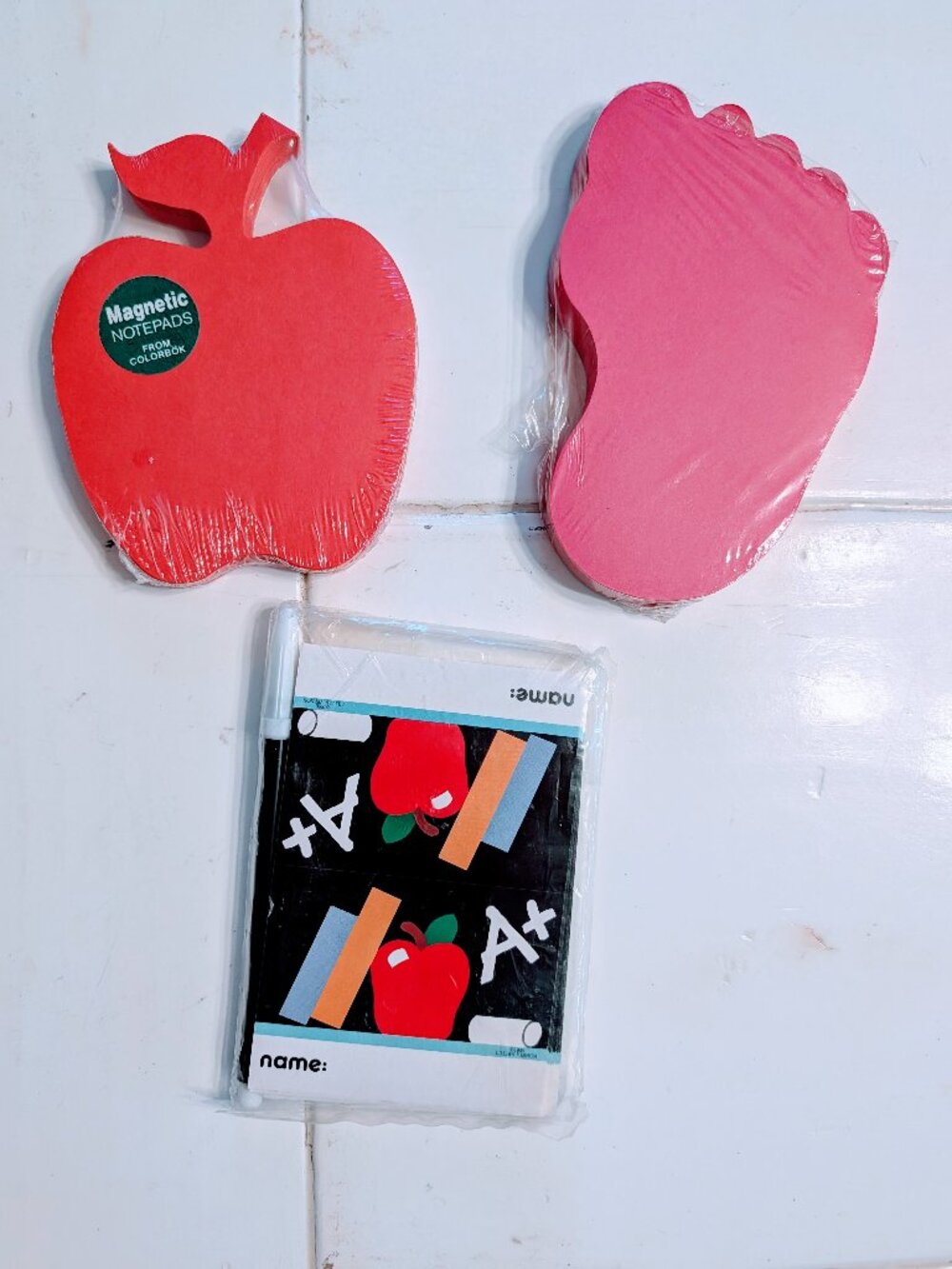 Lot of 3 VTG NOS 1986 Die-Cut Teacher Notepads Labels Hallmark Lillian Vernon